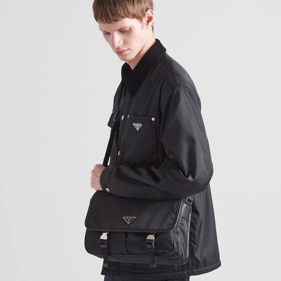 Brand new Prada Re-Nylon and Saffiano leather shoulder bag in black. - Picture 6 of 6